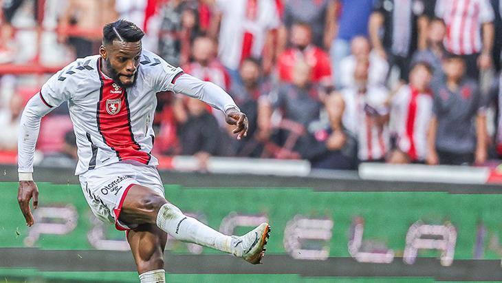 Beşiktaş’tan transferde Olivier Ntcham sürprizi!
